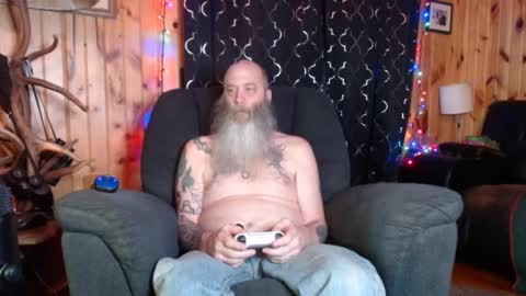 Stupid Redneck and Becky online show from December 5, 9:39 am