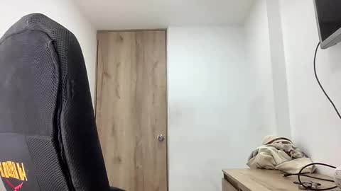 Bob  INDEPENDENT MODEL online show from April 25, 11:24 pm