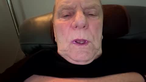 bobbiesucks69 online show from October 27, 4:20 pm