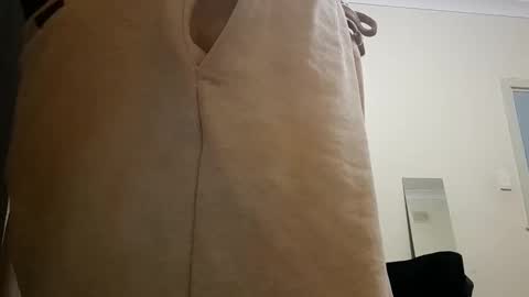 bobby_00x00 online show from March 21, 11:36 am