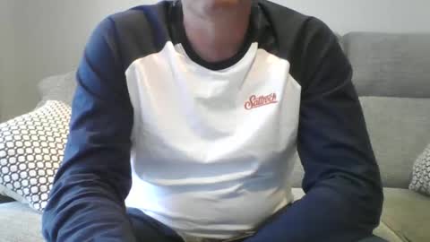 bobby_113 online show from March 16, 12:53 pm