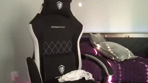 Sailorartemis online show from April 23, 12:29 pm