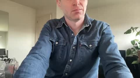 ask me online show from February 25, 9:53 am