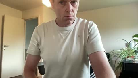 ask me online show from October 17, 8:51 am