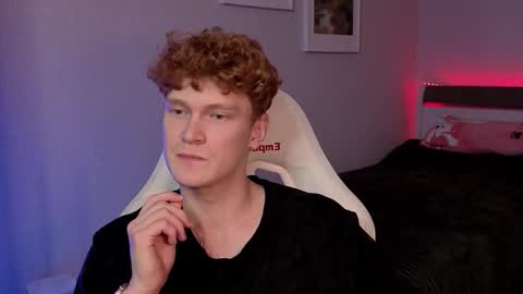 Snapshot of boicute chatting on October 31, 1:58 pm GARYALEXPVT IS OPEN online show from October 31, 1:58 pm