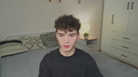 Snapshot of boicute chatting on October 14, 8:32 am GARYALEXPVT IS OPEN online show from October 14, 8:32 am