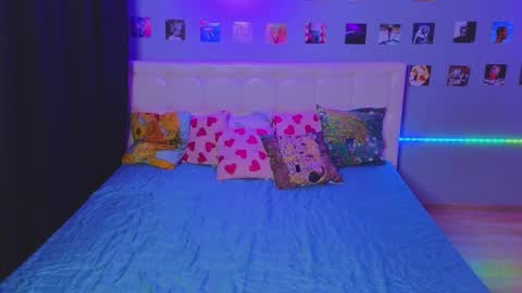Snapshot of boicute chatting on February 6, 6:51 am GARYALEXPVT IS OPEN online show from February 6, 6:51 am