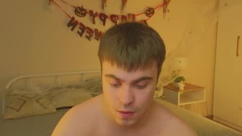 Snapshot of boicute chatting on October 29, 11:13 am GARYALEXPVT IS OPEN online show from October 29, 11:13 am