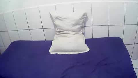 Cesar Augusto Pierdona online show from February 6, 9:55 pm