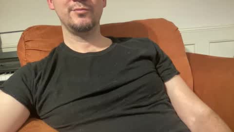 edilsonrd online show from February 1, 4:24 am