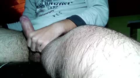 Snapshot of bondageboy_ chatting on December 2, 10:10 pm Polar Bear online show from December 2, 10:10 pm