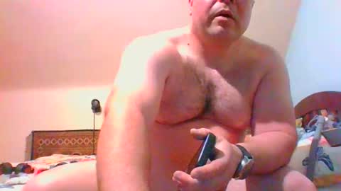 borntosuck online show from January 18, 7:05 pm