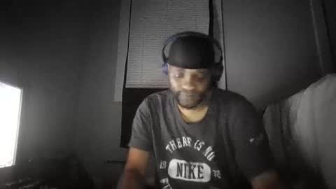 bonesda477613 online show from May 21, 3:46 am