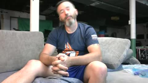 bongripingclitlicker online show from May 18, 1:35 am