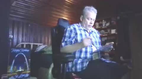 Booshwa online show from May 15, 8:22 am