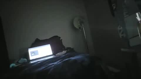 bootywhoknows online show from April 23, 4:28 am