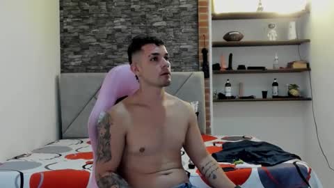 booyhott_ online show from March 4, 9:00 pm