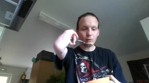 boredlul online show from May 7, 8:36 am