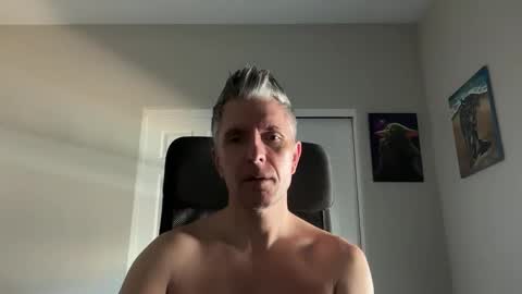 Snapshot of borisdm1976 chatting on February 9, 5:43 pm borisdm1976 online show from February 9, 5:43 pm
