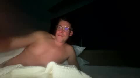 Snapshot of boscobel chatting on October 4, 4:50 am boscobel online show from October 4, 4:50 am