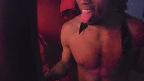 Snapshot of boss_playa98 chatting on September 15, 9:43 am boss_playa98 online show from September 15, 9:43 am