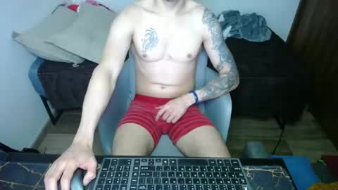 Snapshot of bossking019 chatting on February 20, 12:15 pm bossking019 online show from February 20, 12:15 pm