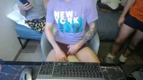 Snapshot of bossking019 chatting on January 19, 4:57 pm bossking019 online show from January 19, 4:57 pm