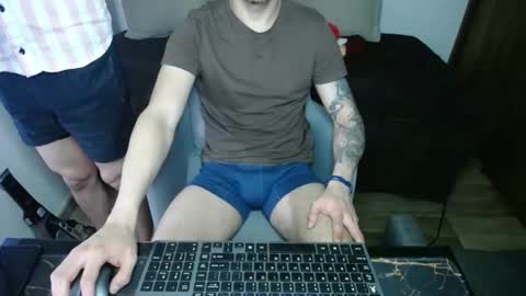Snapshot of bossking019 chatting on February 23, 1:05 pm bossking019 online show from February 23, 1:05 pm