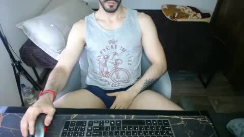 Snapshot of bossking019 chatting on March 8, 6:03 pm bossking019 online show from March 8, 6:03 pm