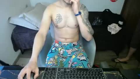 Snapshot of bossking019 chatting on February 16, 1:49 pm bossking019 online show from February 16, 1:49 pm