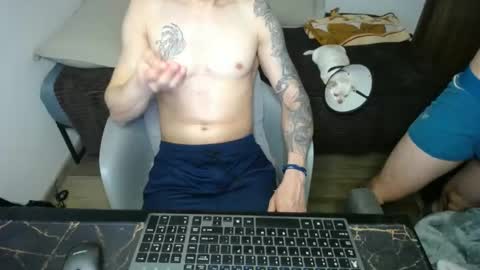 Snapshot of bossking019 chatting on March 6, 3:02 am bossking019 online show from March 6, 3:02 am