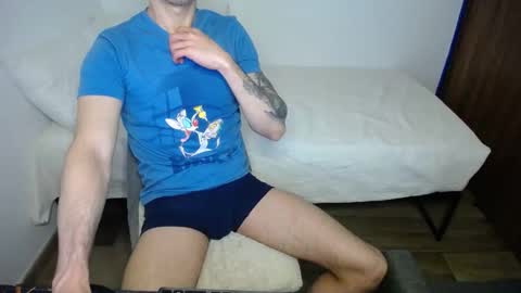 bossking019 online show from February 16, 6:22 am