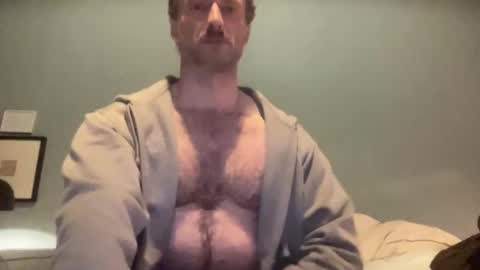 bottommanbln online show from October 13, 5:41 pm