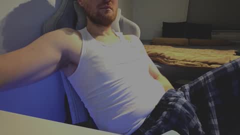 bottomtsinner online show from February 21, 12:00 am