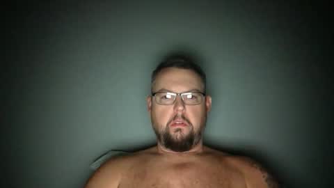 bowtieguy84 online show from December 2, 3:09 am