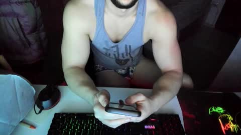 Snapshot of boy_boy22 chatting on December 29, 11:50 pm boy_boy22 online show from December 29, 11:50 pm