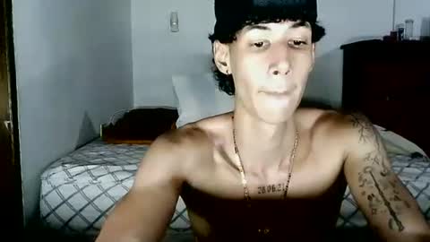 Snapshot of boy_horny_dirty chatting on September 15, 6:20 pm boy_horny_dirty online show from September 15, 6:20 pm