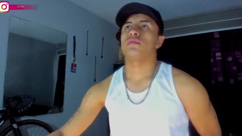 Snapshot of boy_nauthy chatting on February 5, 3:53 pm boy_nauthy online show from February 5, 3:53 pm