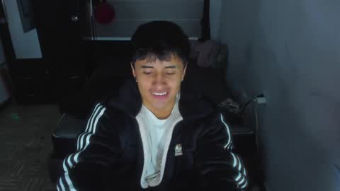 Snapshot of boy_nauthy chatting on January 9, 1:02 pm boy_nauthy online show from January 9, 1:02 pm