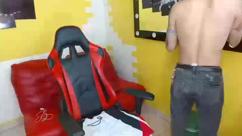 Snapshot of boy_tatto777 chatting on September 19, 7:02 pm boy_tatto777 online show from September 19, 7:02 pm