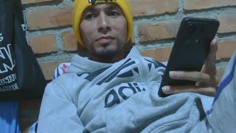 Boy online show from April 6, 12:18 am