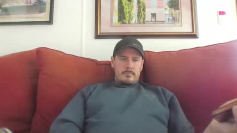 Benji online show from April 4, 5:21 pm