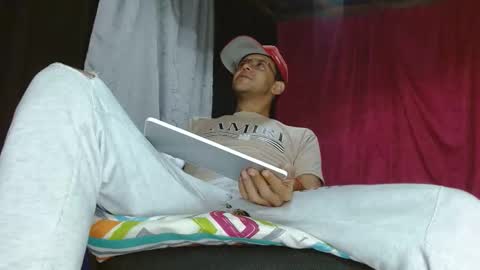 boyfantasies_11 online show from December 2, 12:36 am