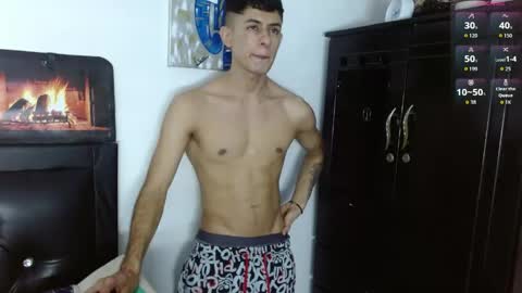 boyg_hots online show from April 28, 7:40 pm