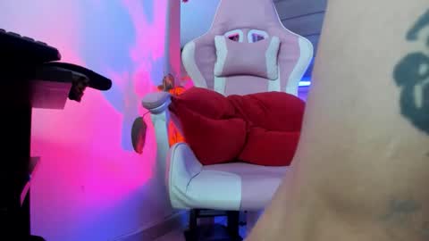 boyhornysex55 online show from October 21, 1:52 am