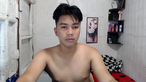 Snapshot of boyinyourfantasy chatting on January 3, 6:24 pm Dex online show from January 3, 6:24 pm