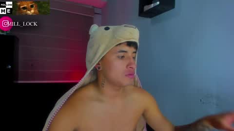 Snapshot of boylatin_777 chatting on December 12, 6:36 am miguel online show from December 12, 6:36 am