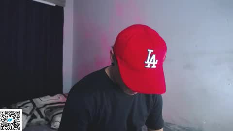 Snapshot of boylatin_777 chatting on September 19, 9:31 am miguel online show from September 19, 9:31 am