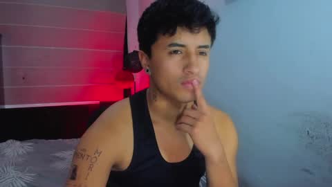 Snapshot of boylatin_777 chatting on January 5, 4:58 am miguel online show from January 5, 4:58 am