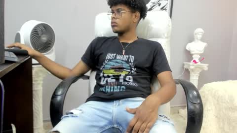 Jackson online show from November 23, 1:11 pm